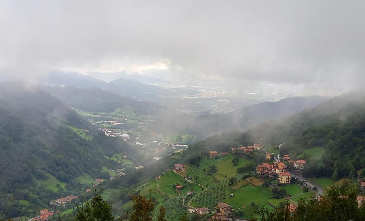 Case Vacanze Ai Burattini Adrara San Rocco Exterior foto