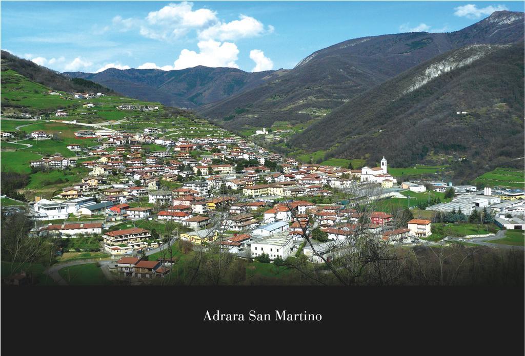 Case Vacanze Ai Burattini Adrara San Rocco Exterior foto